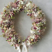 画像をギャラリービューアに読み込む, スモークツリーの大きなリース ピンクカラー 直径35cm