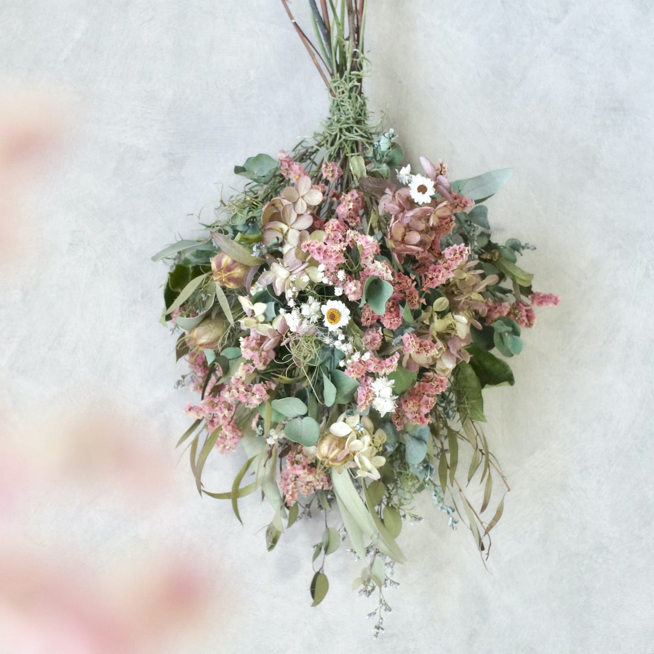 2Wayアンティーク紫陽花とベリースターチスの縦長ガーランド　スモークツリー 2Wayアンティーク紫陽花とベリースターチスの縦長ガーランド