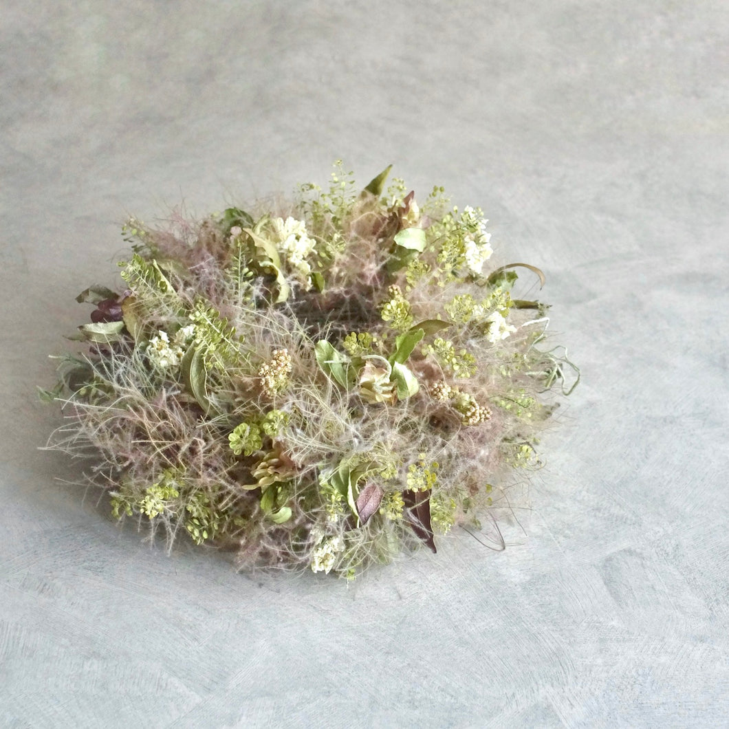 スモークツリーのリース 直径23cm