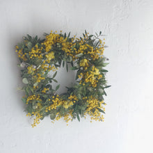 画像をギャラリービューアに読み込む, ミモザとフレッシュグリーンのスクエアリース
