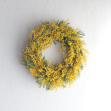 画像をギャラリービューアに読み込む, ミモザのリースMサイズ　直径26cm
